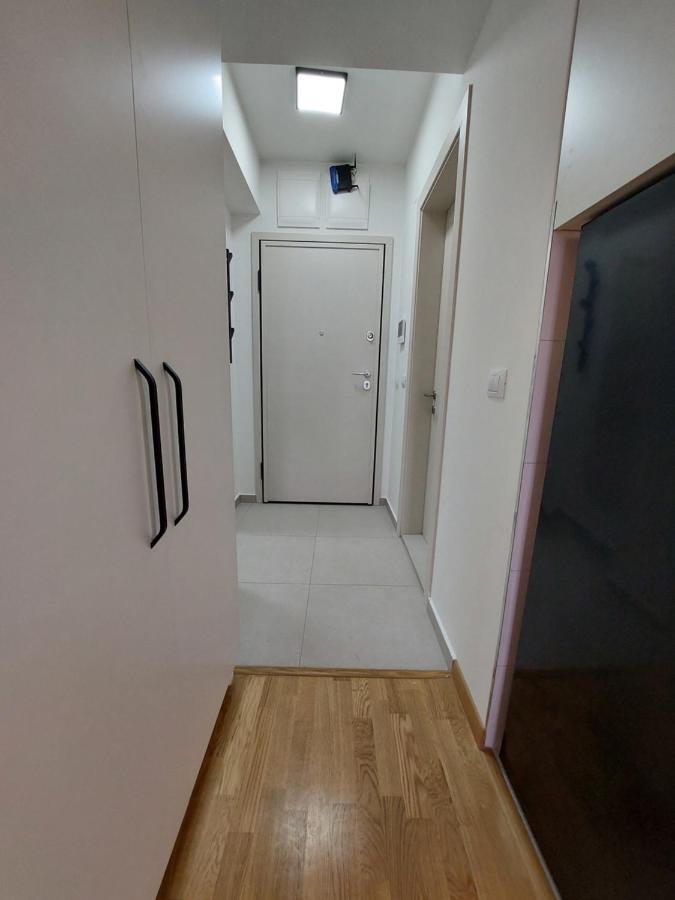 Box Apartment Skopje Esterno foto